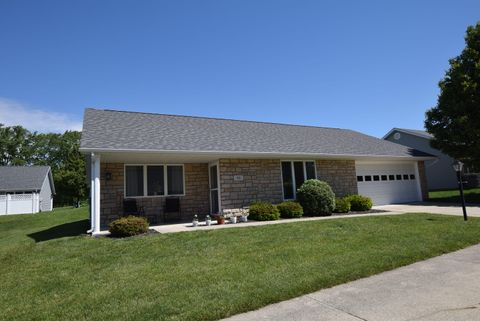 Photo of 943 E Lawn Avenue #33, Urbana, OH 43078 (MLS # 1045565)