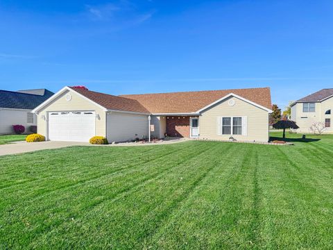 Photo of 354 Seville Drive, Urbana, OH 43078 (MLS # 1043118)