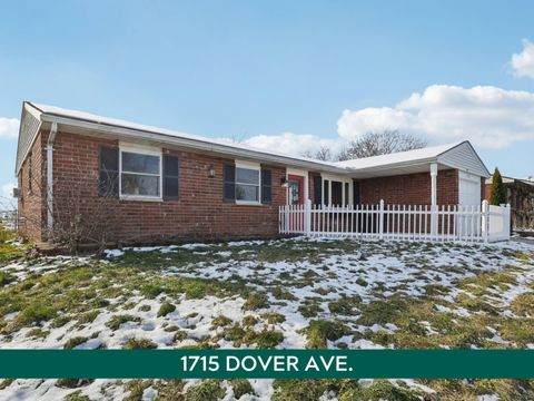 Photo of 1715 Dover Avenue, Piqua, OH 45356 (MLS # 1042908)