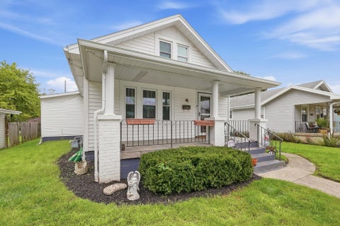 Photo of 1511 Edgewood Avenue, Springfield, OH 45503 (MLS # 1048674)