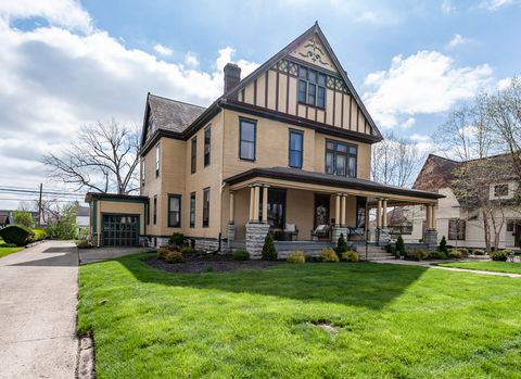 Photo of 616 N Main Street, Celina, OH 45822 (MLS # 1044962)