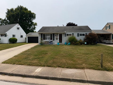 Photo of 729 Lake Avenue, Saint Marys, OH 45885 (MLS # 1047088)