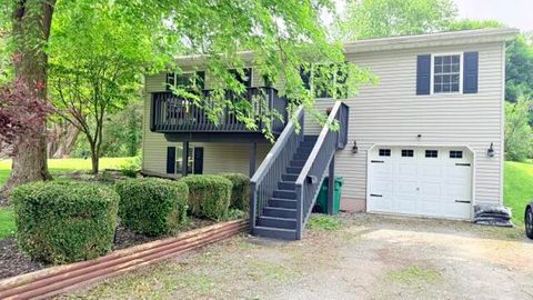 Photo of 156 Dewey Avenue, Urbana, OH 43078 (MLS # 1045791)