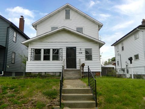 Photo of 228 N Harris Avenue, Columbus, OH 43204 (MLS # 1045990)