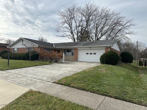 Photo of 3607 Twinbrook Lane, Dayton, OH 45429 (MLS # 1043058)