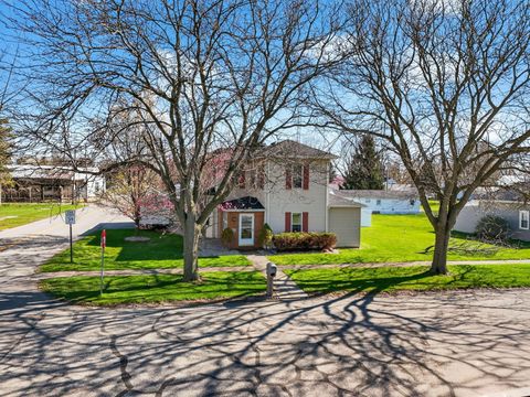 Photo of 301 E Main Street, Belle Center, OH 43310 (MLS # 1044868)