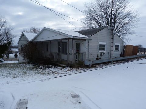 Photo of 95 Hillcrest Lane, Kenton, OH 43326 (MLS # 1043403)