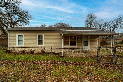 Photo of 116 N Leach Street, Xenia, OH 45385 (MLS # 1043088)