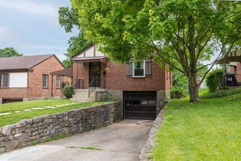 Photo of 340 E Melford Avenue, Dayton, OH 45405 (MLS # 1045789)