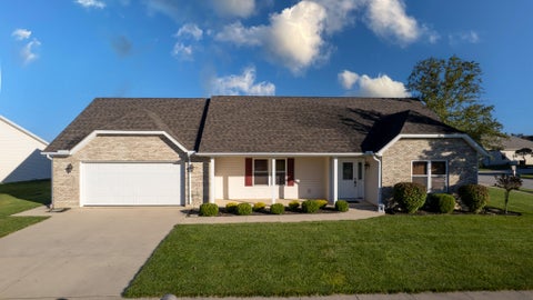 Photo of 2404 Kensington Drive, Saint Marys, OH 45885 (MLS # 1049009)