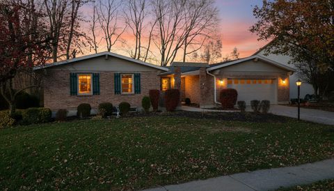 Photo of 199 Finsbury Lane, Troy, OH 45373 (MLS # 1042608)