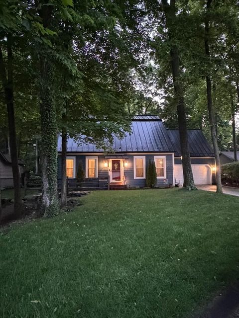 Photo of 360 Locust View Way, Troy, OH 45373 (MLS # 1045998)
