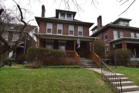 Photo of 1815 S Franklin Park, Columbus, OH 43205 (MLS # 1044544)