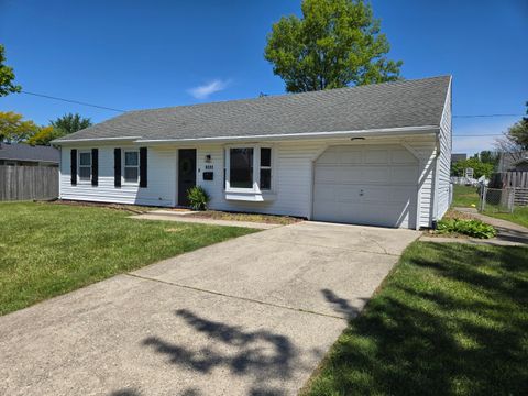 Photo of 1404 Attleboro Avenue, Springfield, OH 45503 (MLS # 1045591)
