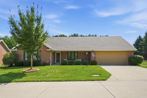 Photo of 5642 Fox Ridge Drive, Springfield, OH 45503 (MLS # 1047609)