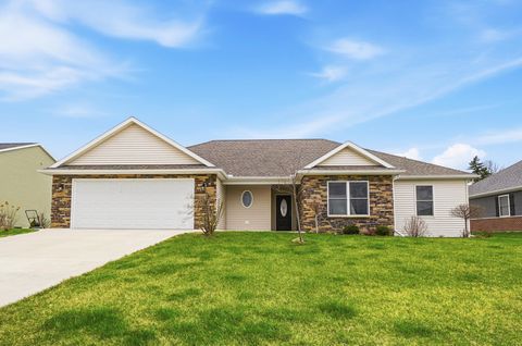 Photo of 109 Bluegrass Drive, Wapakoneta, OH 45895 (MLS # 1044297)