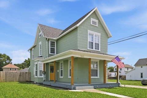 Photo of 362 Ludlow Avenue, Springfield, OH 45505 (MLS # 1046948)