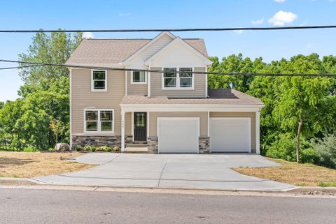 Photo of 908 Eastern Avenue, Bellefontaine, OH 43311 (MLS # 1046892)