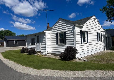 Photo of 5529 Island View Drive, Celina, OH 45822 (MLS # 1046543)