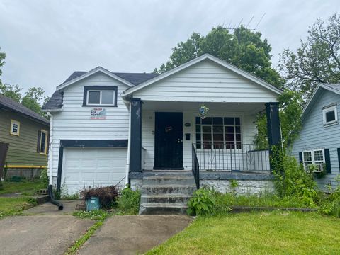 Photo of 33 Patton Avenue, Dayton, OH 45417 (MLS # 1045444)