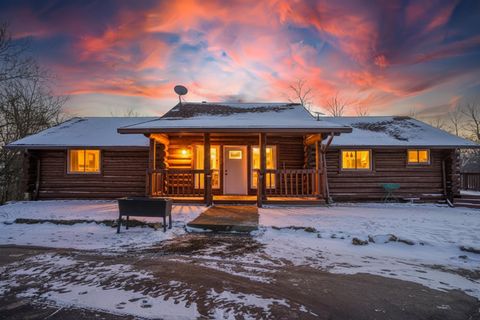 Photo of 3095 Thompson Schiff Road, Sidney, OH 45365 (MLS # 1044318)