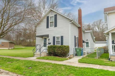 Photo of 326 Jefferson Street, Sidney, OH 45365 (MLS # 1044609)