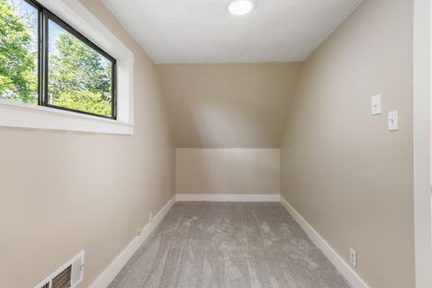 Photo of 1625 E Pleasant Street, Springfield, OH 45505 (MLS # 1045443)
