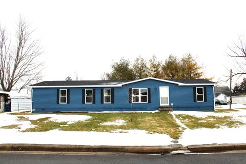 Photo of 310 N Ohio Street, Jackson Center, OH 45334 (MLS # 1043802)