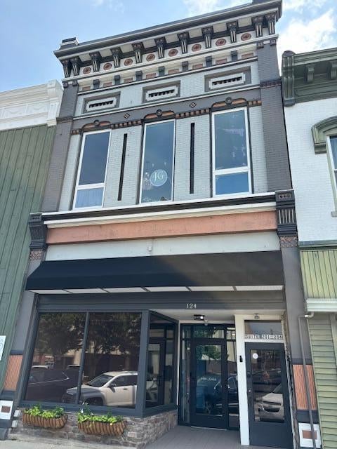 Photo for 124 N Main Avenue 204