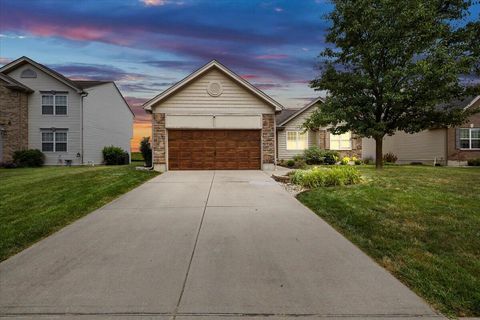 Photo of 1845 Hunters Ridge Drive, Troy, OH 45373 (MLS # 1046919)