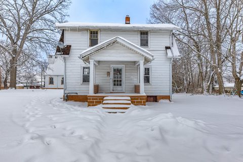 Photo of 262 Raffensperger Avenue, Springfield, OH 45505 (MLS # 1043671)