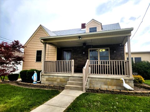 Photo of 220 N Cherry Street, Saint Marys, OH 45885 (MLS # 1045201)
