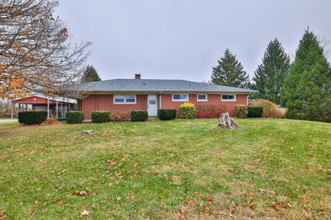 Photo of 5665 N Washington Road, Piqua, OH 45356 (MLS # 1042622)