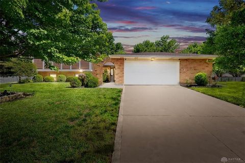 Photo of 707 Clear Brooke Court, Vandalia, OH 45377 (MLS # 1045685)