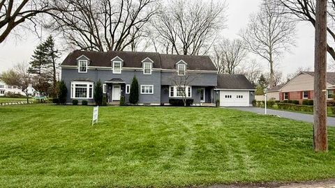 Photo of 2 Orchard Drive, Piqua, OH 45356 (MLS # 1044528)