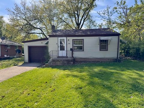 Photo of 2239 Esmeralda Avenue, Dayton, OH 45406 (MLS # 1045282)