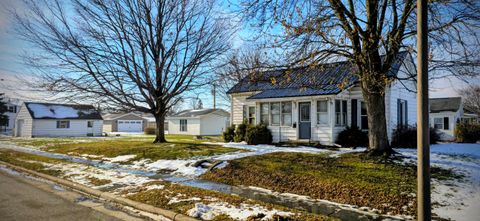Photo of 727 N Brandon Avenue, Celina, OH 45822 (MLS # 1043015)
