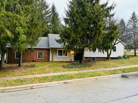 Photo of 200 Evergreen Drive, Bellefontaine, OH 43311 (MLS # 1043266)