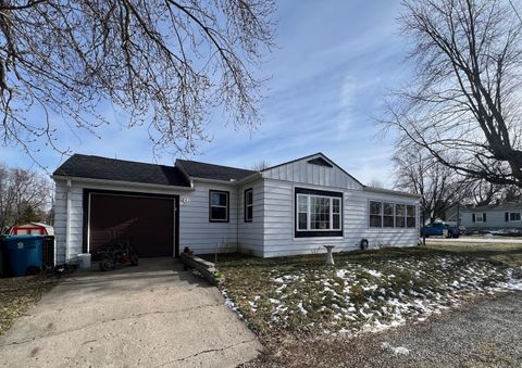 Photo of 800 Dingman Street, Sidney, OH 45365 (MLS # 1043461)