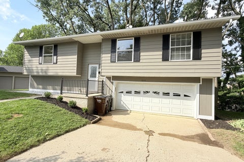 Photo of 834 N West Avenue, Sidney, OH 45365 (MLS # 1047102)