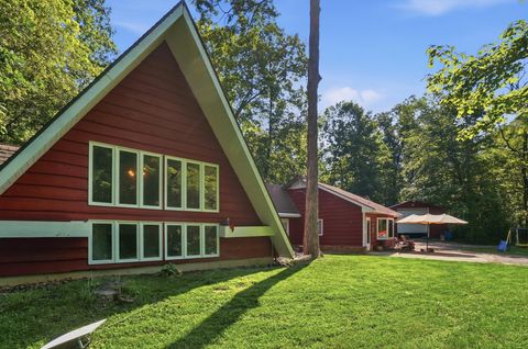 Photo of 24545 Fairmount Road, Waynesfield, OH 45896 (MLS # 1045904)