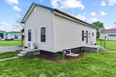 Photo of 329 S Elm Street, Bellefontaine, OH 43311 (MLS # 1045123)