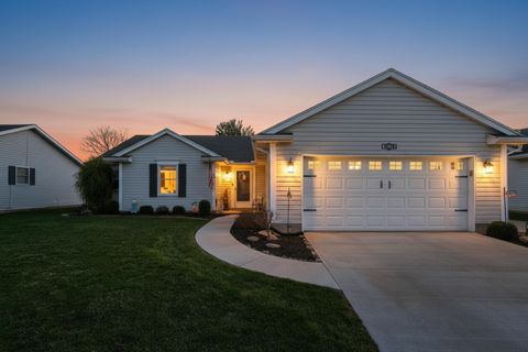 Photo of 1839 Wilshire Drive, Piqua, OH 45356 (MLS # 1044305)