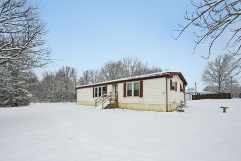 Photo of 162 W Mill Street, Rushsylvania, OH 43347 (MLS # 1042809)