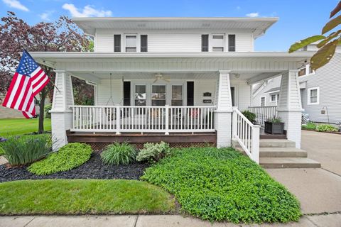 Photo of 120 E Palmer Road, Bellefontaine, OH 43311 (MLS # 1045952)