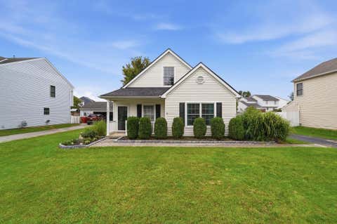 Photo of 1047 Braxton Boulevard, London, OH 43140 (MLS # 1047900)