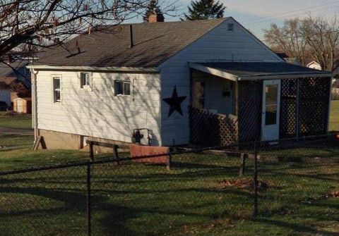 Photo of 2611 Berger Avenue, Springfield, OH 45503 (MLS # 1045664)