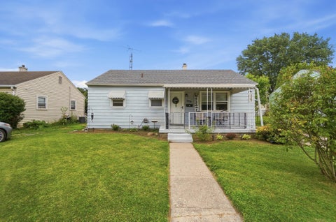 Photo of 2726 Morton Drive, Springfield, OH 45505 (MLS # 1046464)