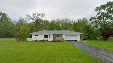 Photo of 3295 Glynwood Road, Saint Marys, OH 45885 (MLS # 1043465)