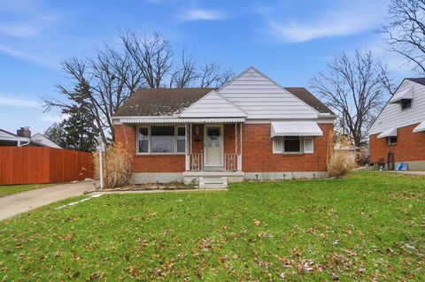 Photo of 1512 Amherst Road, Springfield, OH 45504 (MLS # 1042959)